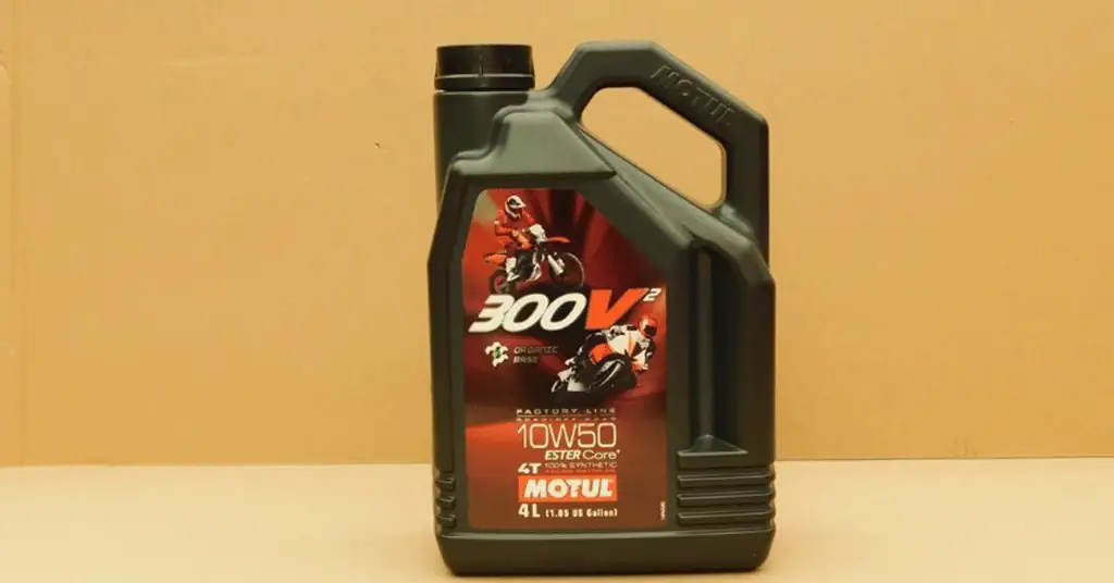 Motul 300V Factory Line Road Racing