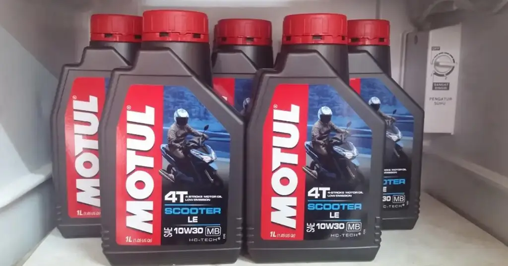 Motul 4T 10W 30MB Motul 4T 10W 30MB