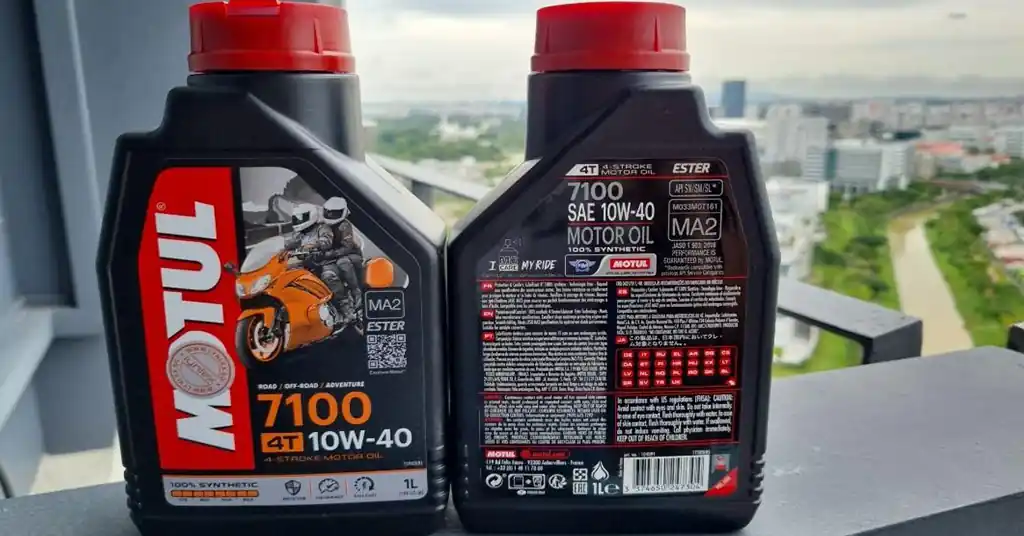 Motul 7100 10W 40 Motul 7100 10W-40