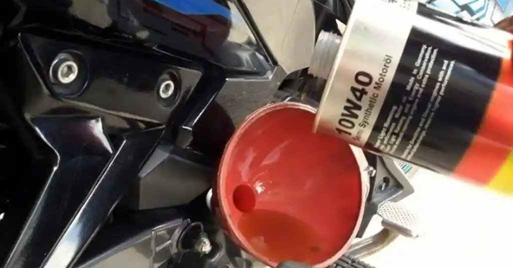 Proses Tukar Minyak Hitam LC135 Proses Tukar Minyak Hitam LC135