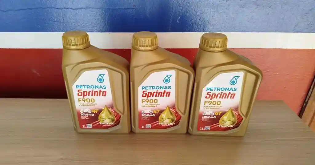 Petronas Sprinta F900 10W40 Petronas Sprinta F900 10W40