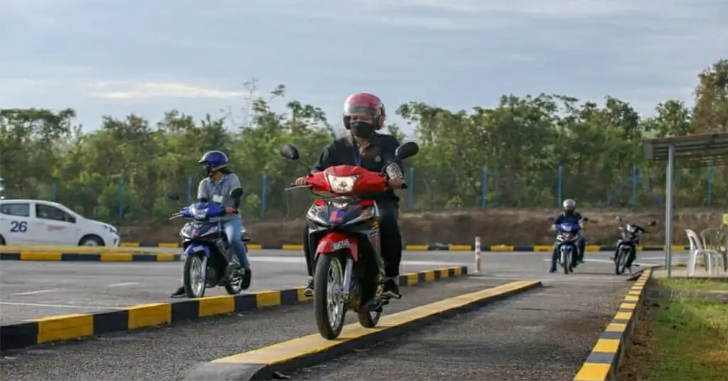 Syarat Daftar Lesen Motor Percuma Syarat Daftar Lesen Motor Percuma