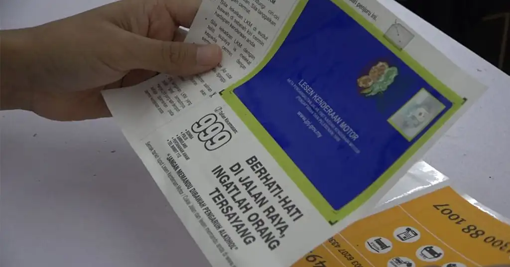 Panduan Pemasangan Roadtax Kereta yang Betul Panduan Pemasangan Roadtax Kereta yang Betul